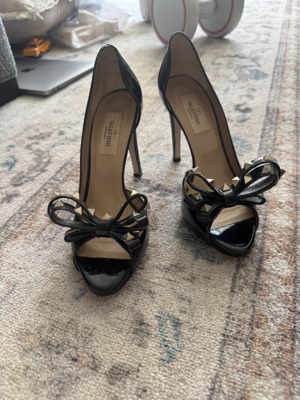 Valentino Versailles bow peep-toe pumps